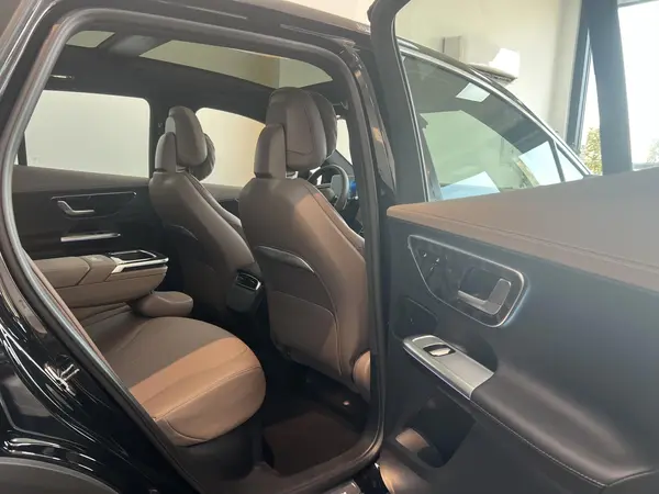بنز  EQE SUV