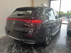 بنز، EQE SUV