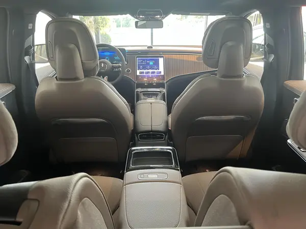 بنز  EQE SUV