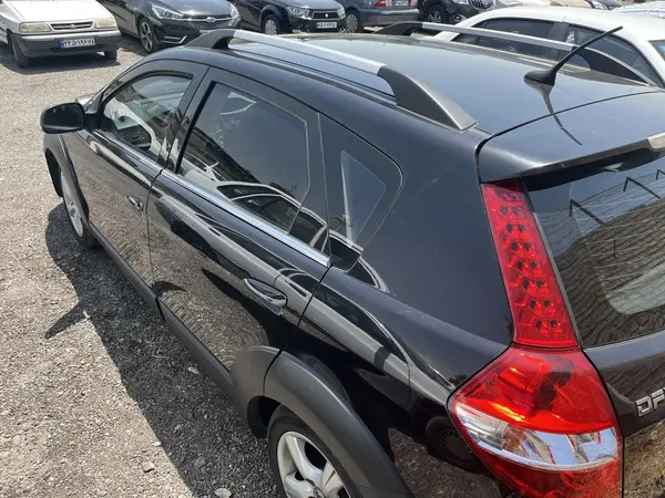 دانگ فنگ، H30 کراس