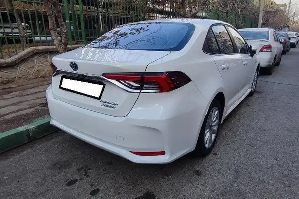 تویوتا، کرولا هیبرید