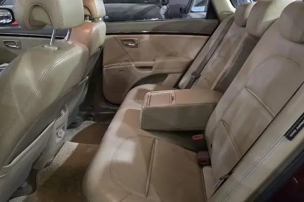 هیوندای  آزرا (گرنجور)