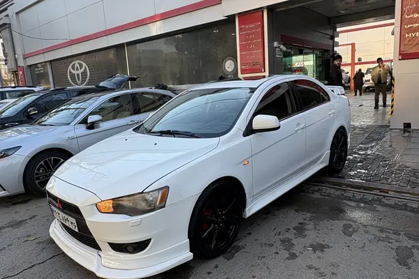 میتسوبیشی، لنسر