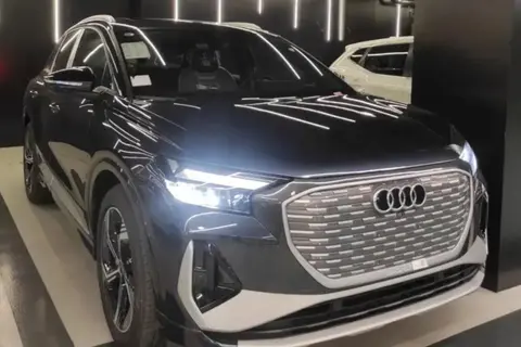 آئودی، Q4 e-tron