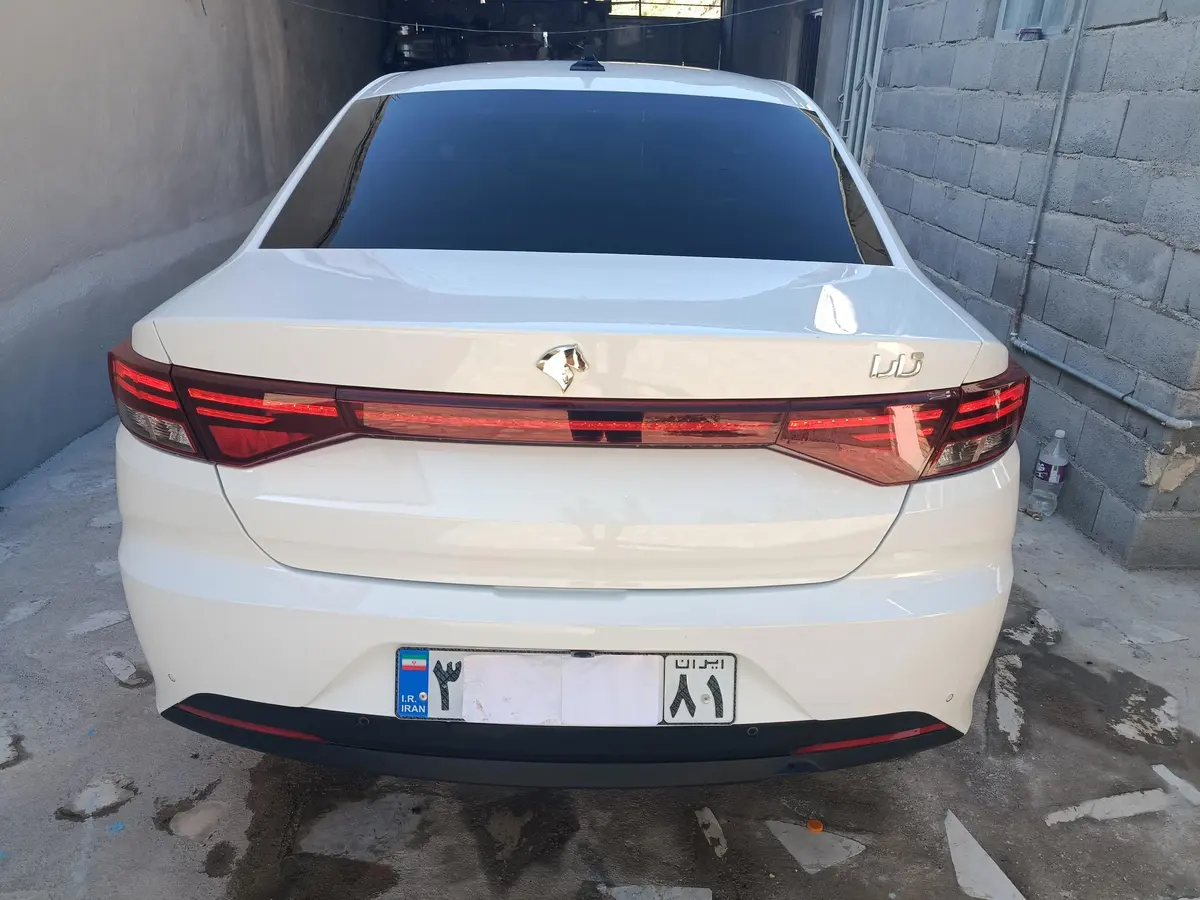 تارا،  اتوماتیک V4