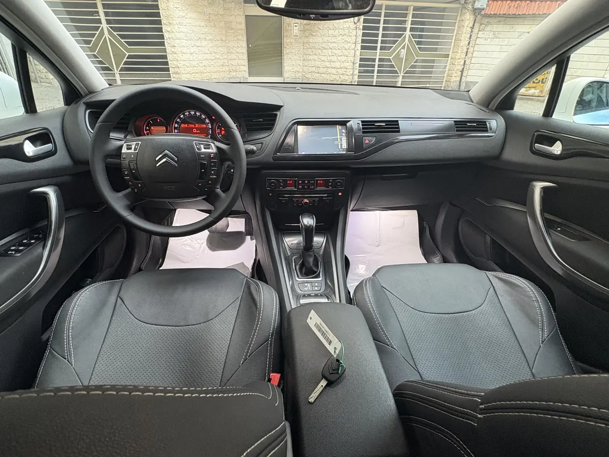 سیتروئن  C5