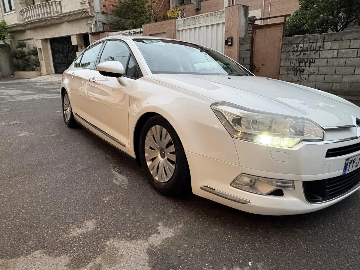 سیتروئن  C5