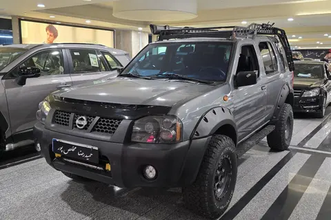 نیسان، رونیز