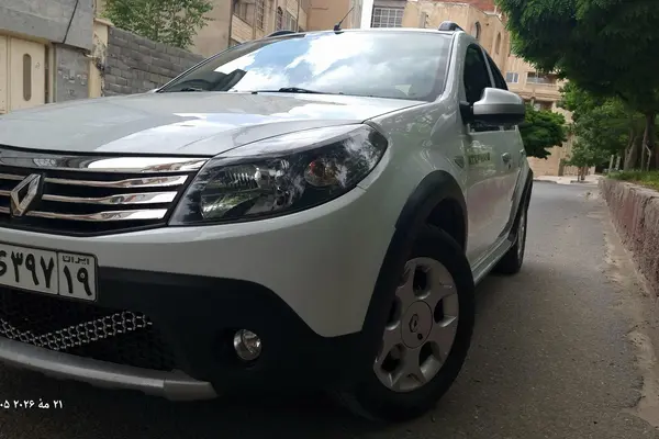 رنو  ساندرو استپ وی