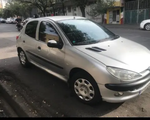 پژو، 206