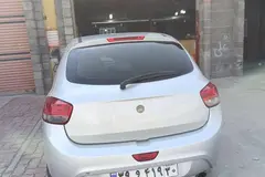 تیبا، هاچ بک