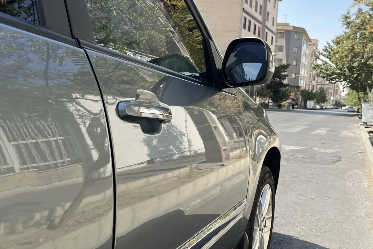 ام وی ام،  X33 S