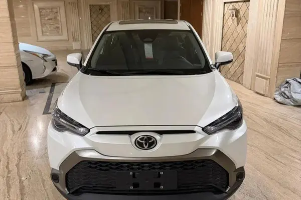 تویوتا، فرانت لندر هیبرید