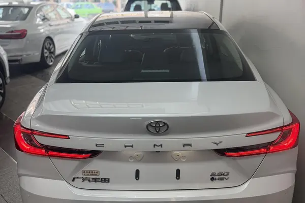 تویوتا، کمری هیبرید