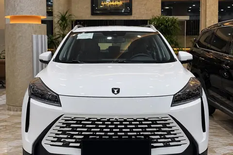 لاماری، نئو