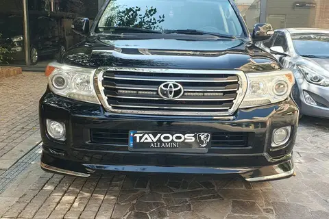 تویوتا، لندکروز چهار در