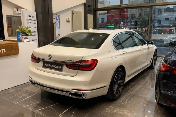 ب ام و، سری 7