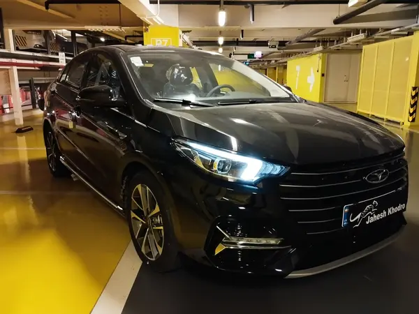 فونیکس، آریزو 6 پرو