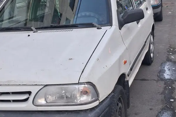 پراید، صندوق دار