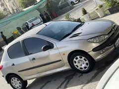 پژو، 206