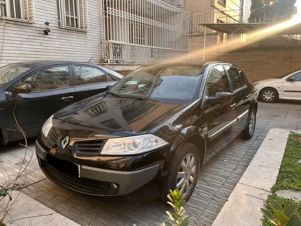 رنو، مگان (مونتاژ)