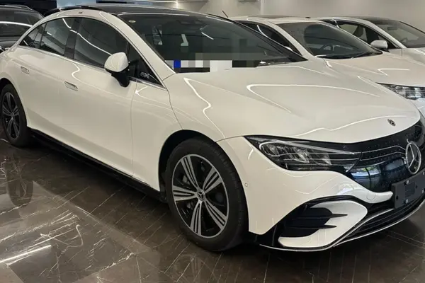بنز  EQE Sedan
