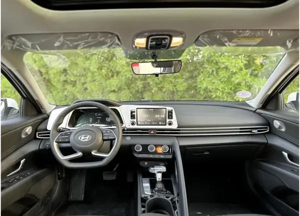 هیوندای، النترا