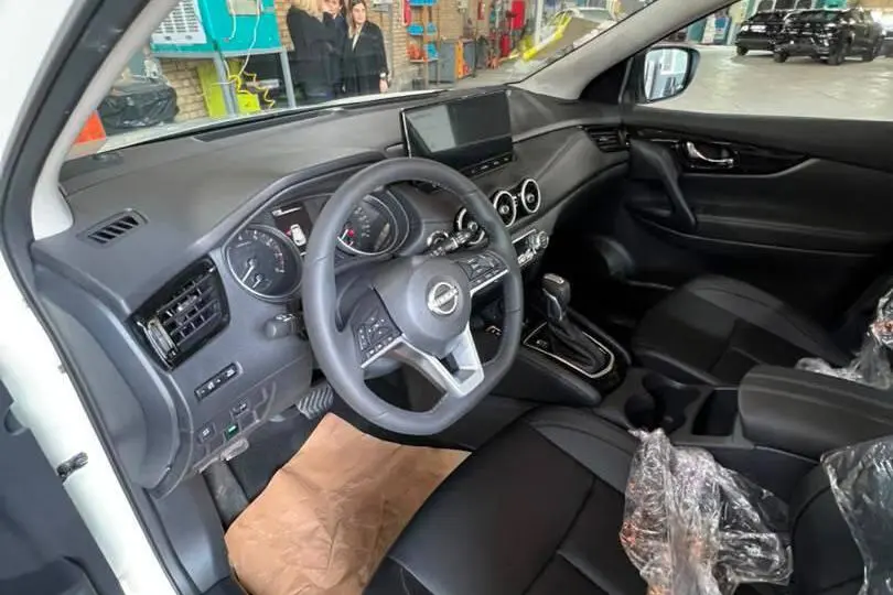 نیسان،  قشقایی