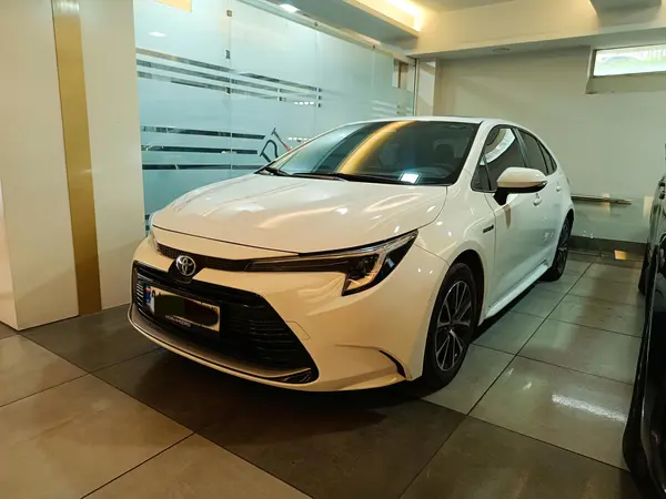 تویوتا، لوین هیبرید