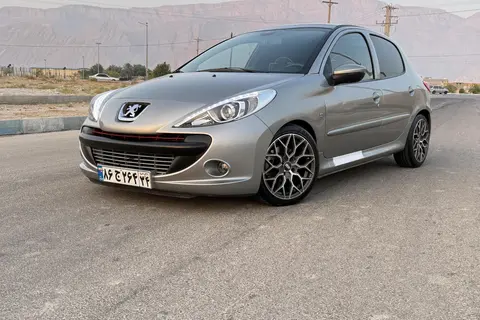 پژو، 207