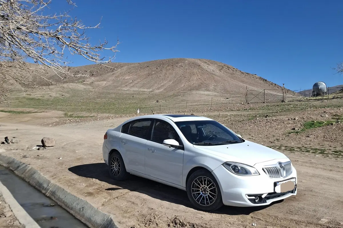 برلیانس،  H330