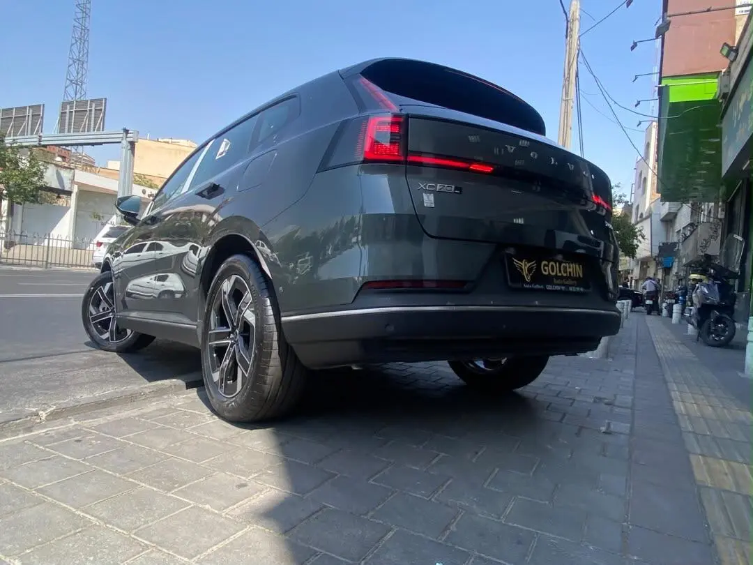 ولوو  XC70