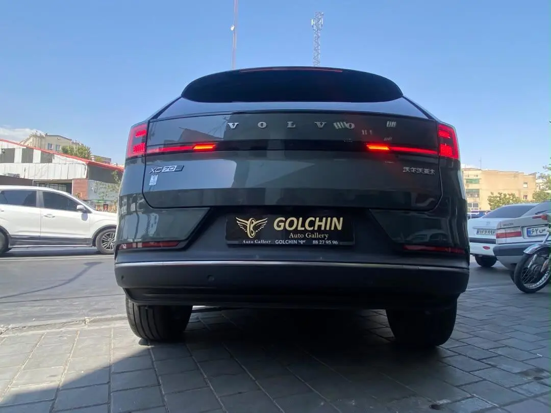 ولوو  XC70
