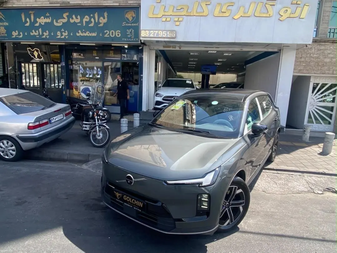 ولوو  XC70