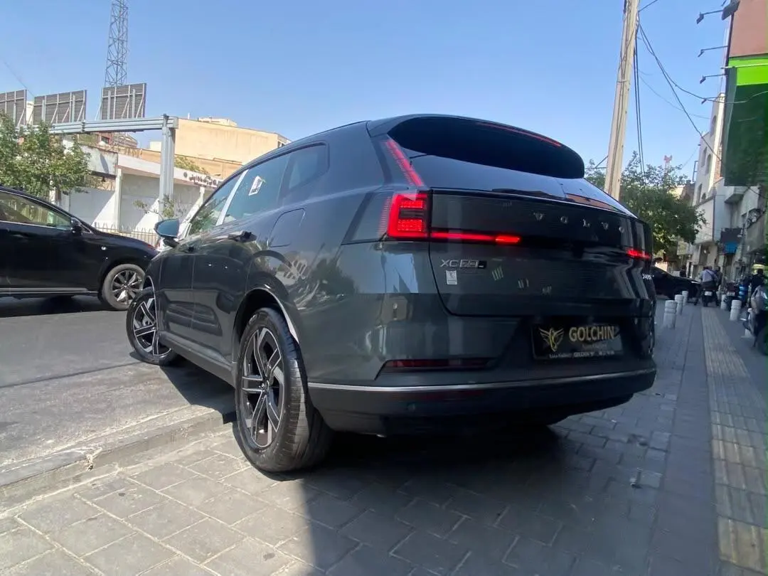 ولوو  XC70
