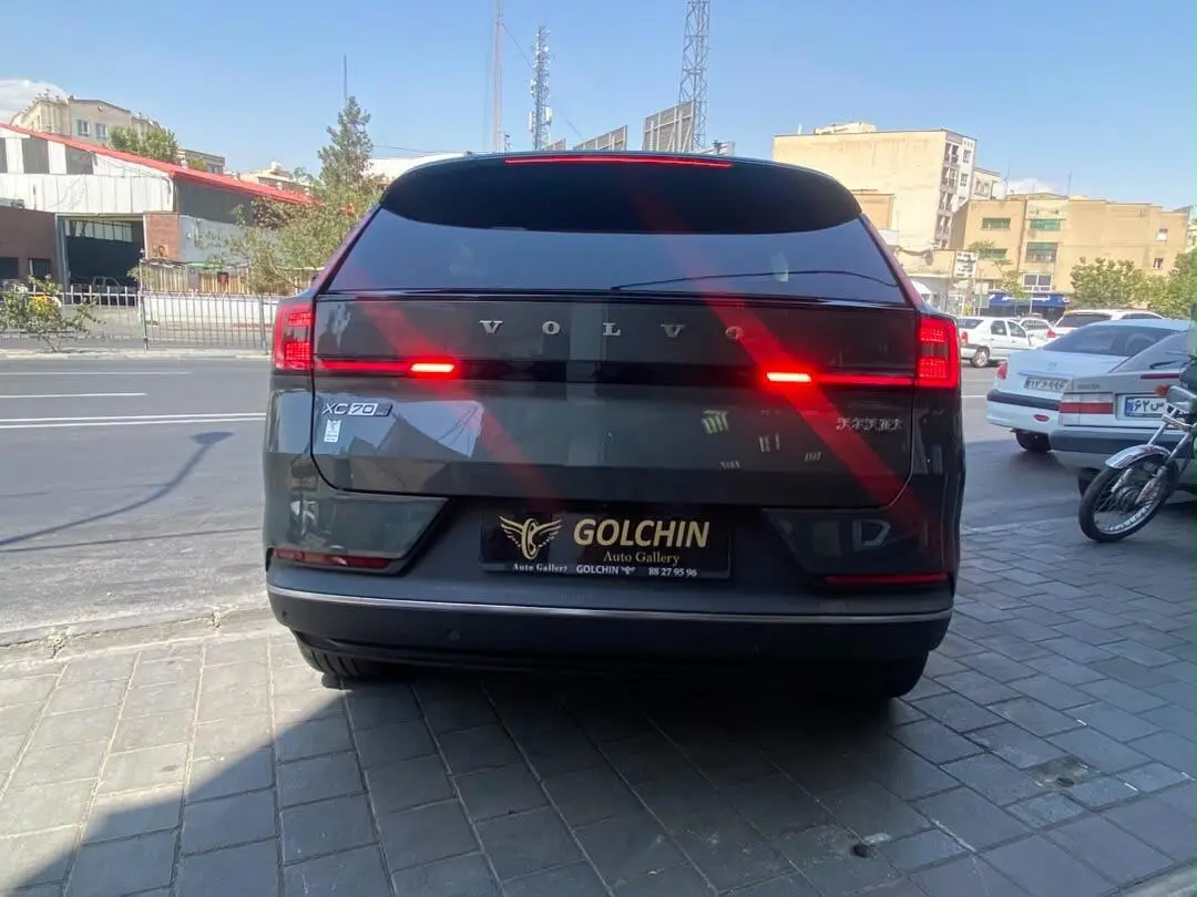 ولوو  XC70