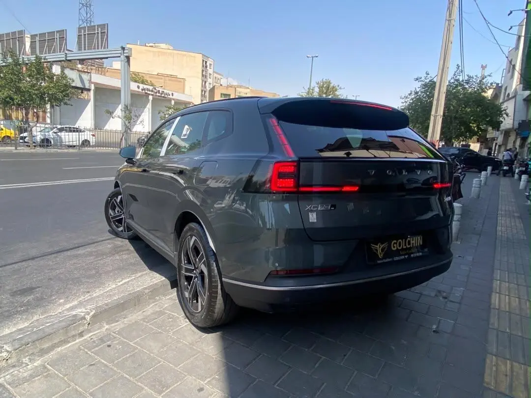ولوو  XC70