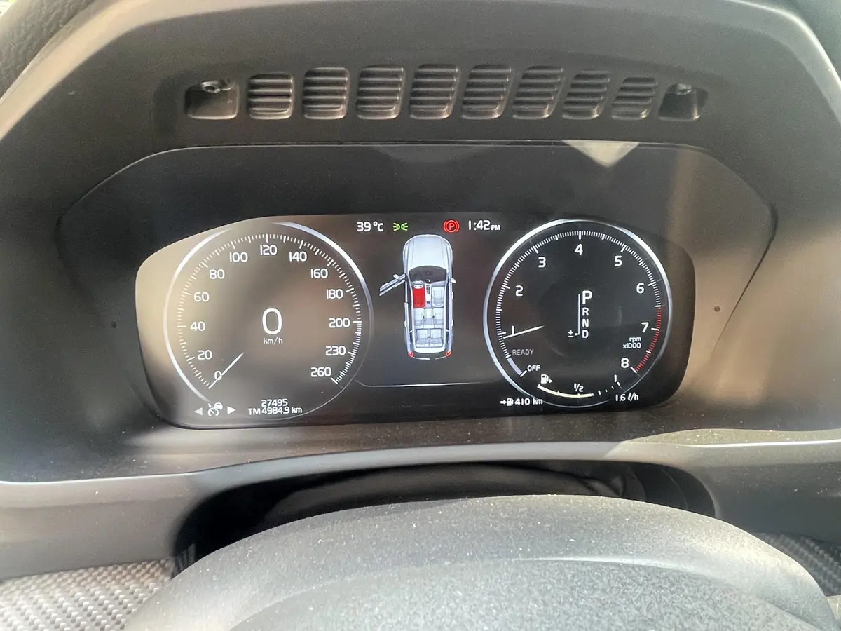 ولوو،  XC90