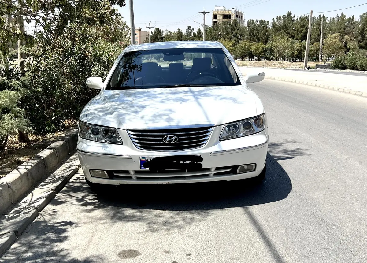 هیوندای،  آزرا (گرنجور)