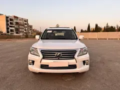 لکسوس، LX