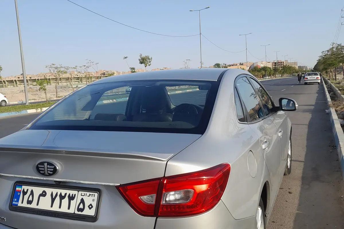 بسترن،  B30