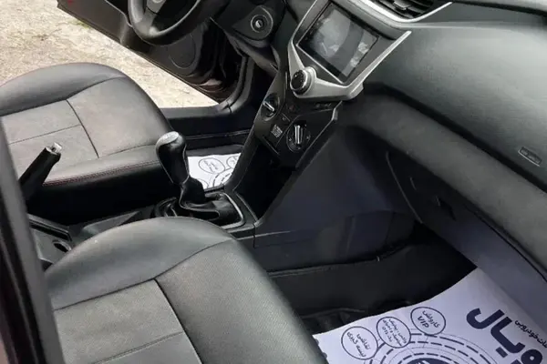 ام وی ام، 315هاچ بک