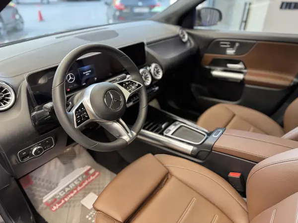 بنز، کلاس EQA