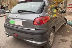 پژو، 206