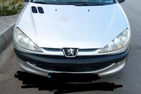 پژو، 206 SD