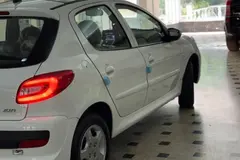 پژو، 207