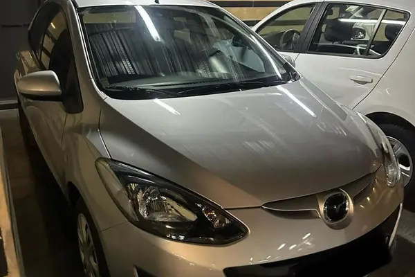 مزدا، 2 هاچ بک