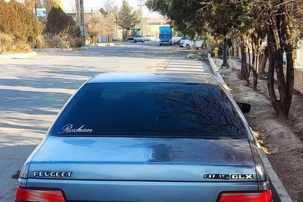 پژو، 405