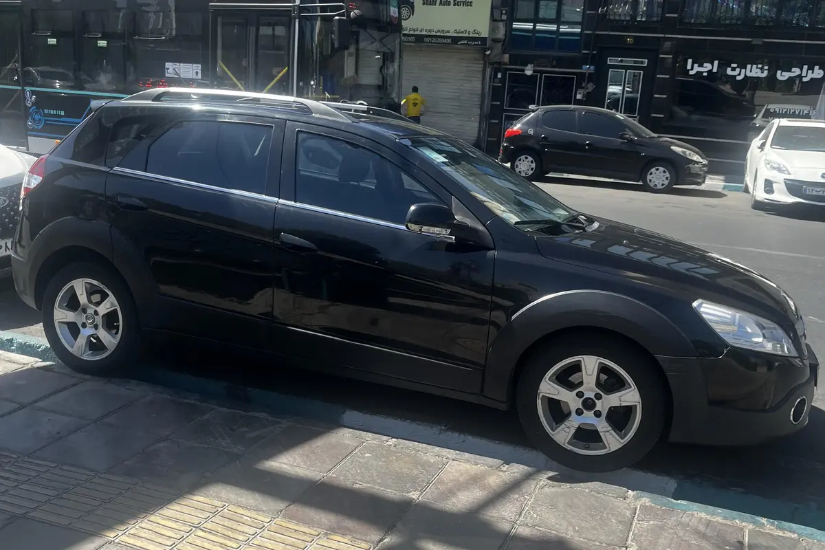 دانگ فنگ،  H30 کراس