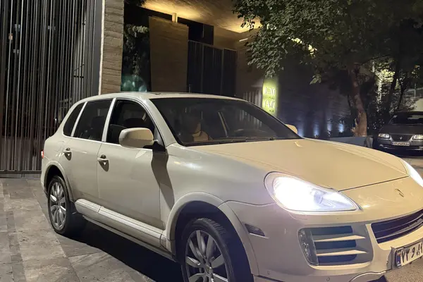 پورشه، کاین